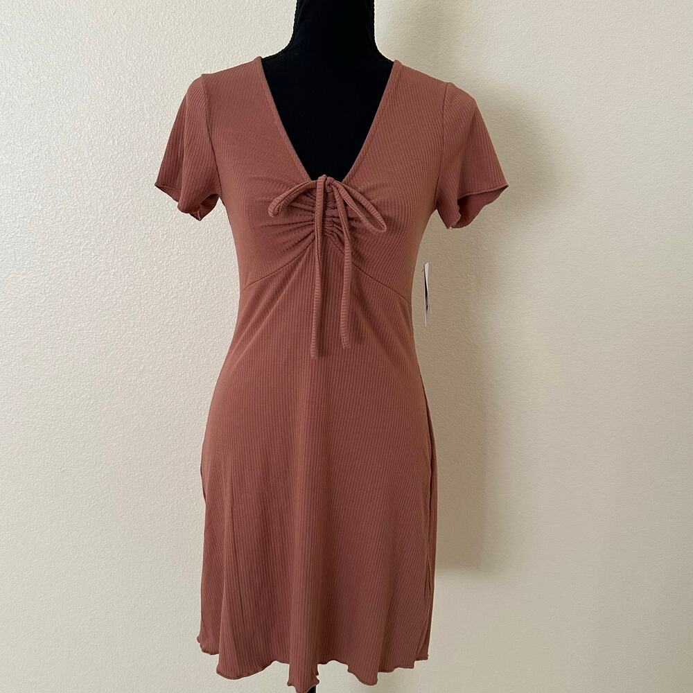 BP Women's Short Sleeves V-Neck Ribbed Tan Mocha Mini Dress Size S NWT - Picture 6 of 7